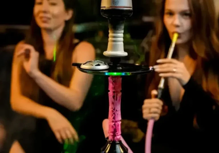 How to host a party at a hookah lounge